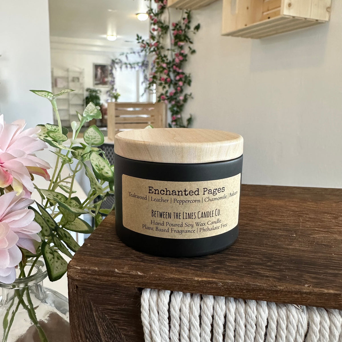 3oz Candle - Enchanted Pages