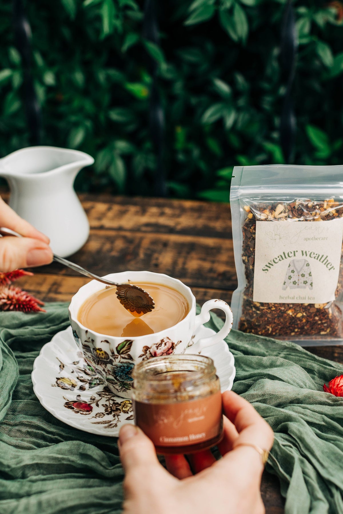 Sweater Weather Herbal Chai | Caffeine-Free Spiced Rooibos