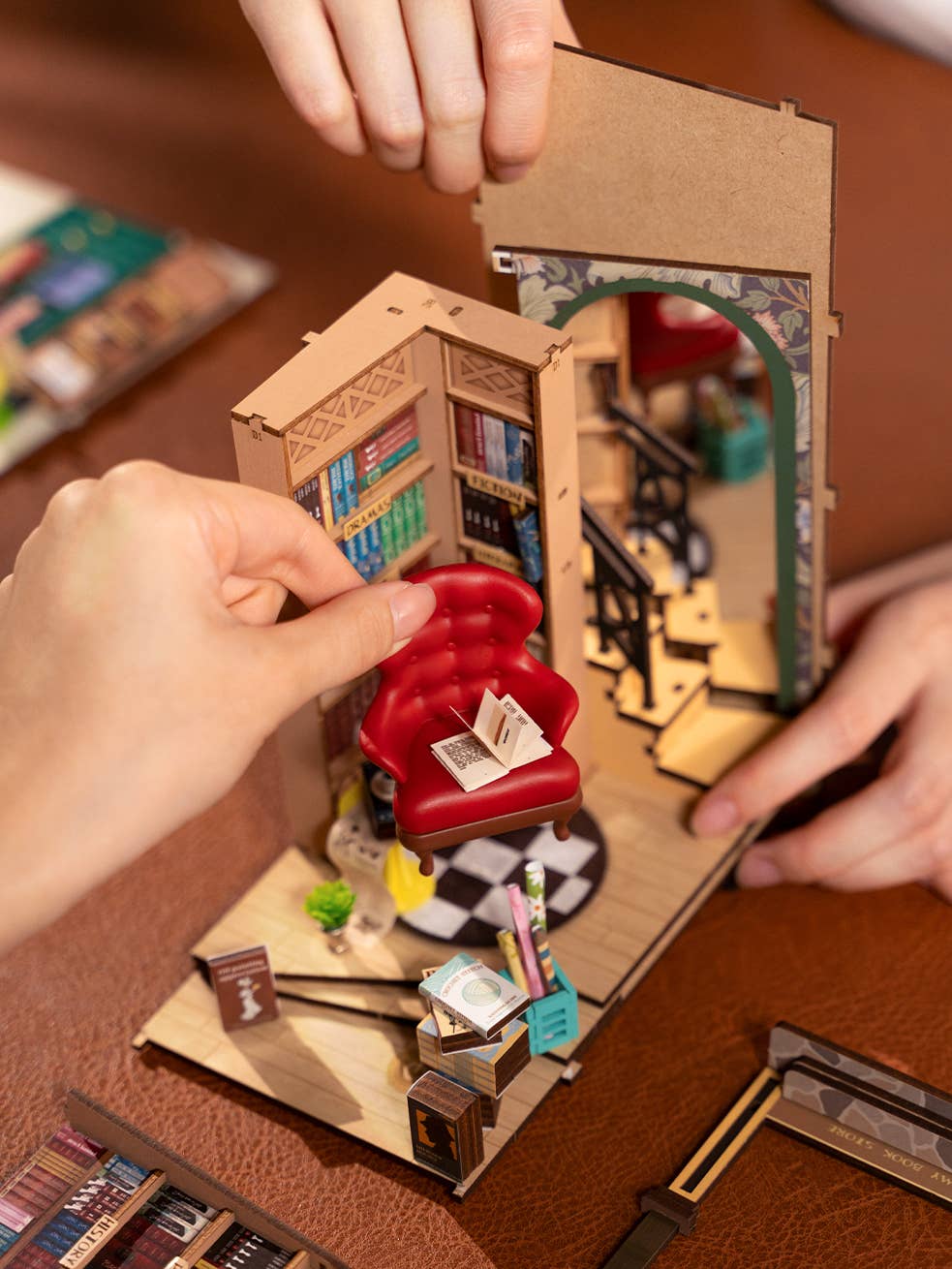 DIY Book Nook Kit: Bookstore