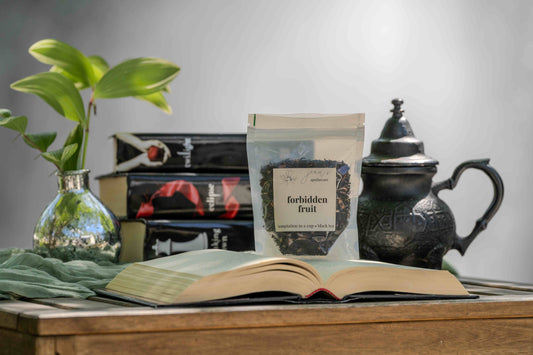 Forbidden Fruit | Apple Spice Black Tea for Bookish Lovers