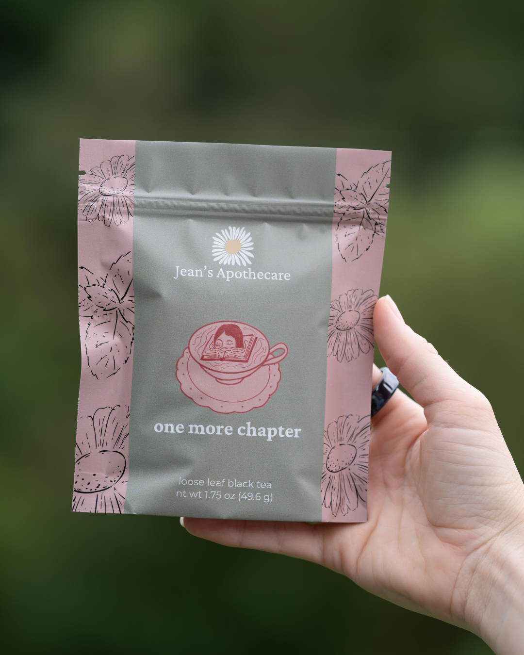 One More Chapter | Bookish Vanilla Black Tea | Literary Tea: Full Size (30 servings)