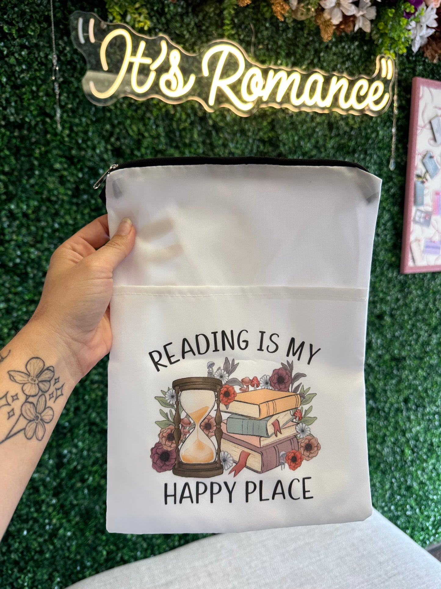 Book Sleeve - bookish