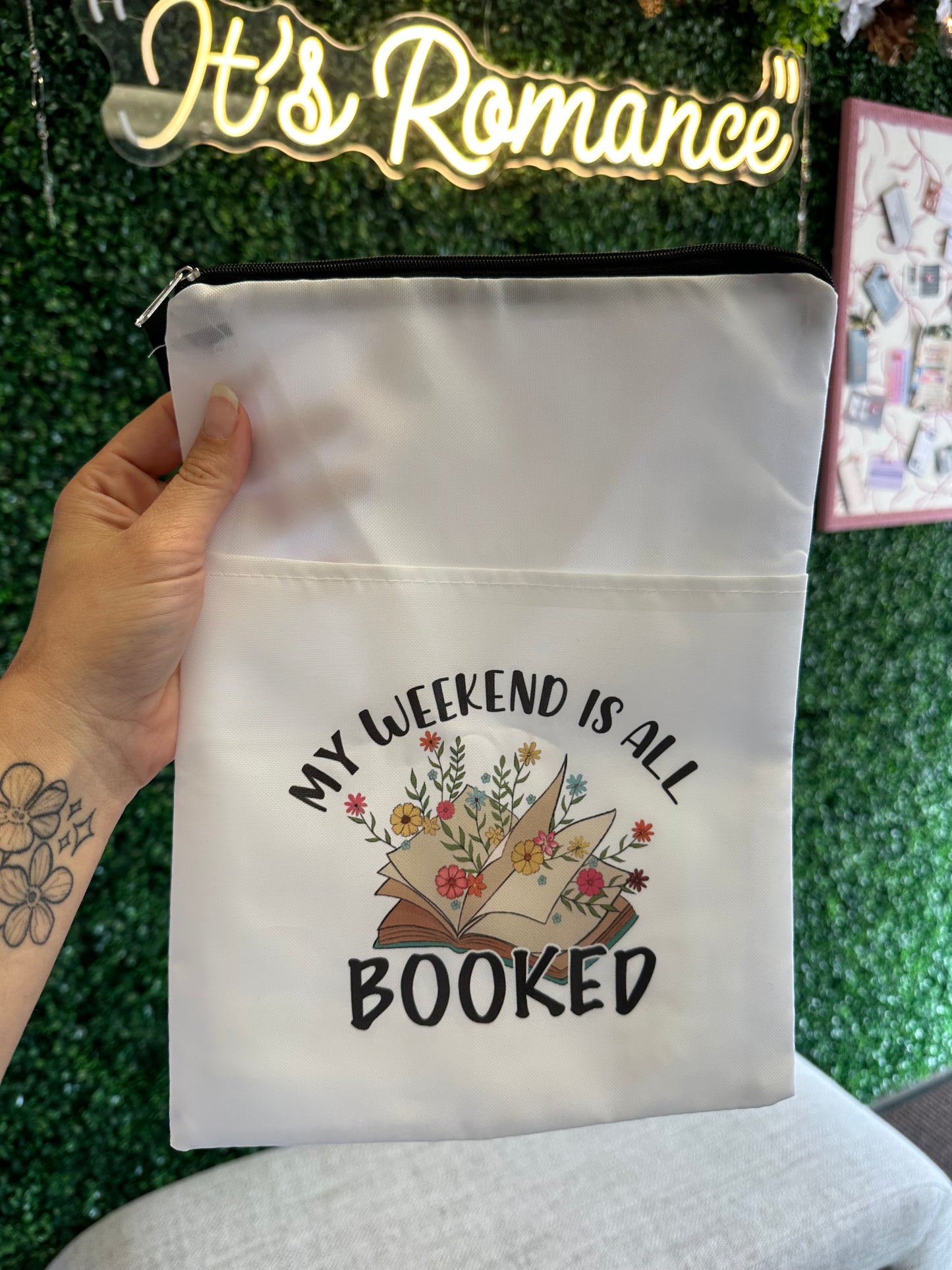 Book Sleeve - bookish