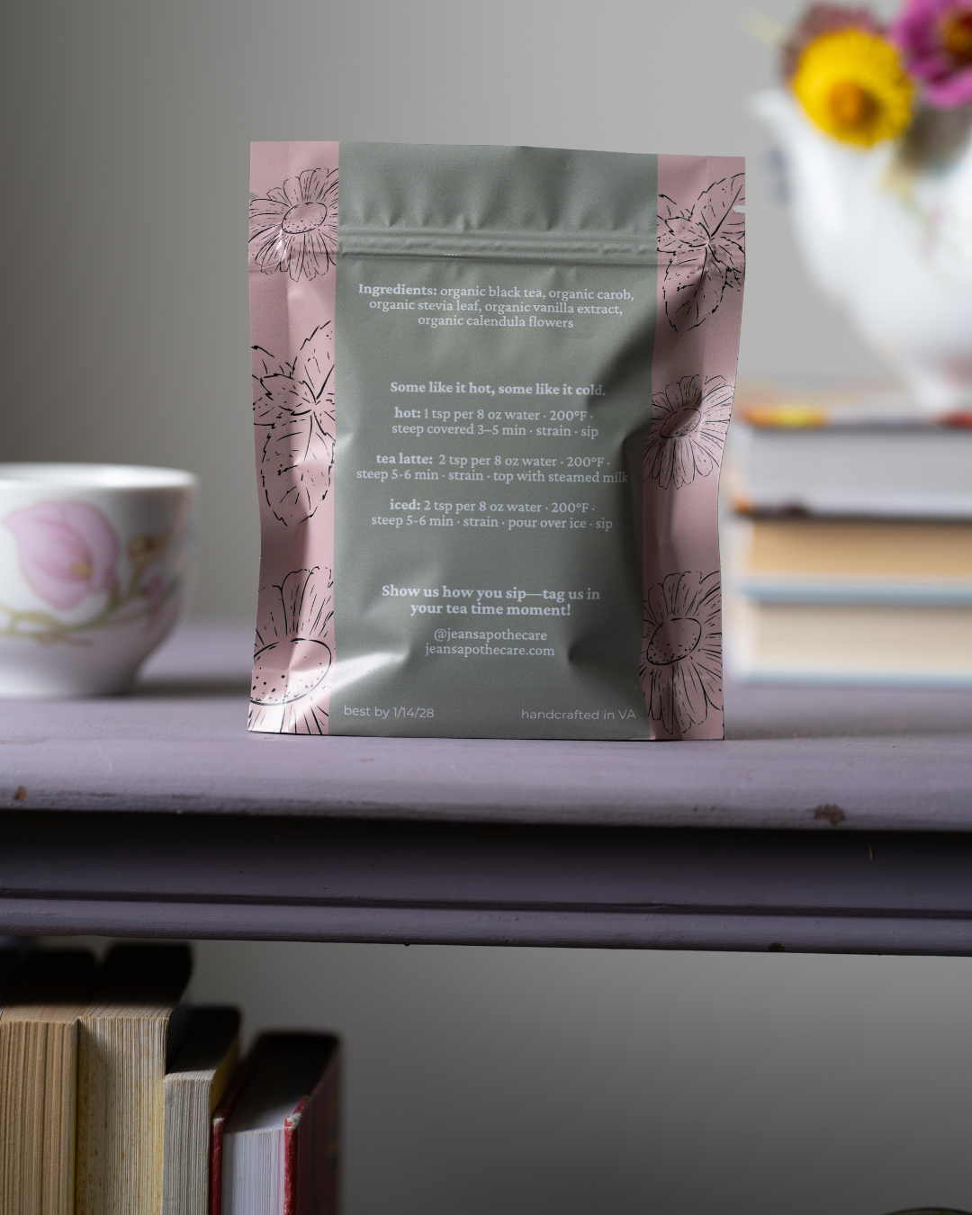 One More Chapter | Bookish Vanilla Black Tea | Literary Tea: Full Size (30 servings)
